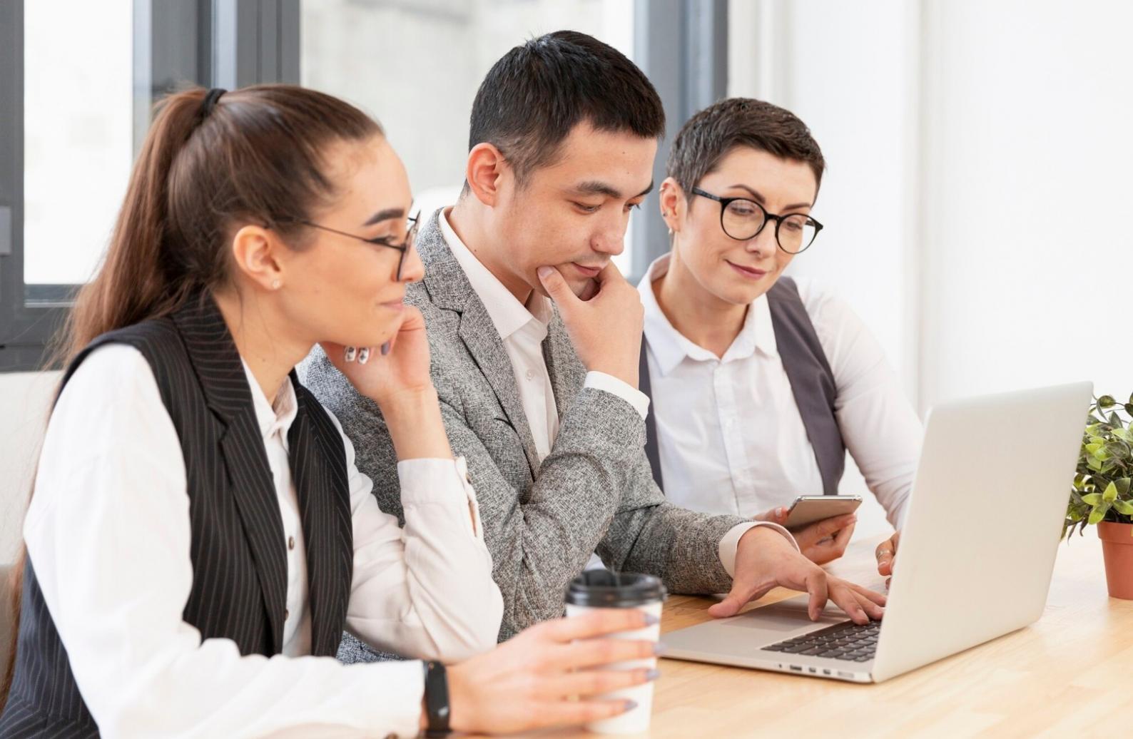 Strategische Investmentplanung im Team